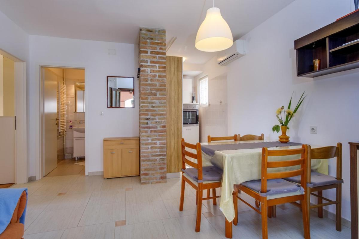 Apartmani Nadalina Вели-Лошинь Экстерьер фото