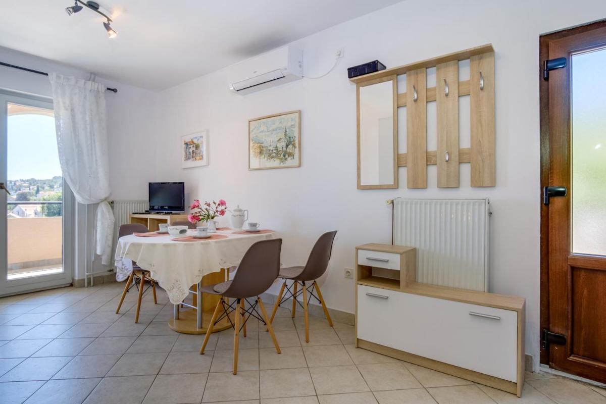 Apartmani Nadalina Вели-Лошинь Экстерьер фото