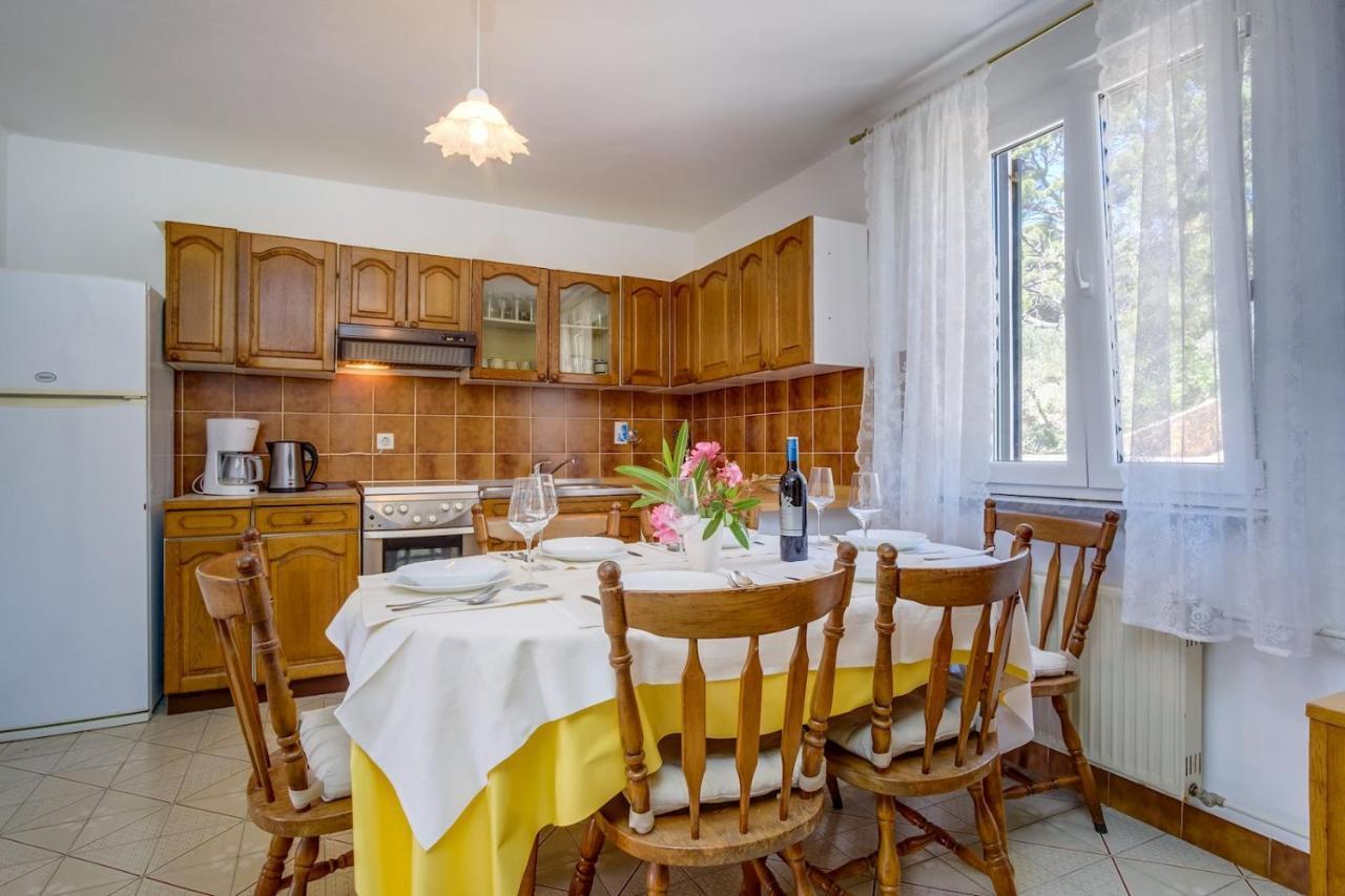 Apartmani Nadalina Вели-Лошинь Экстерьер фото